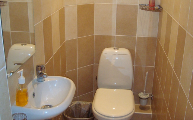 Uyut Flat 2