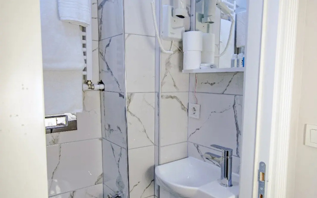 IQ Hotel Beyoglu