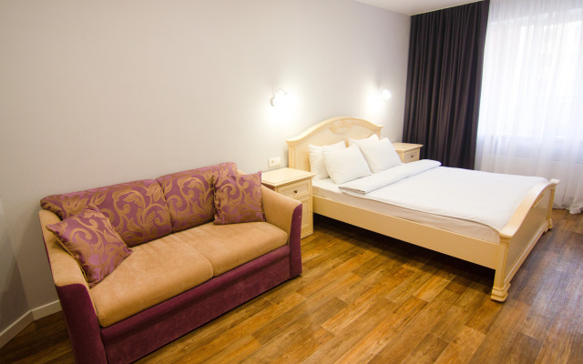 Golden Shar Na Revolyutsionnoy Apartments 1