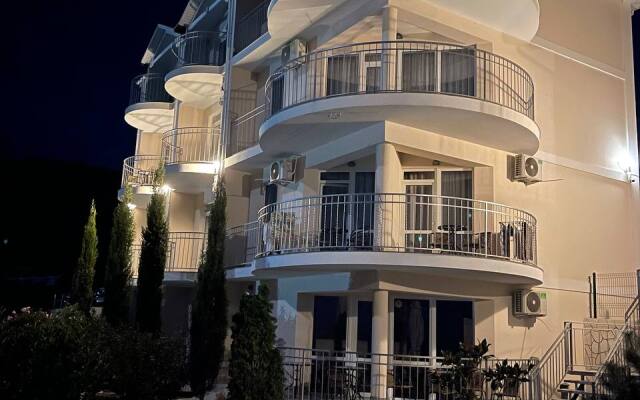 The SOFI Family House Mini-hotel