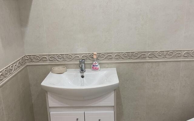 Kvartira Na Omarova Tsentr Apartments
