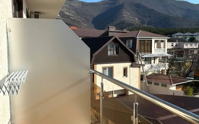 Отель  Милос