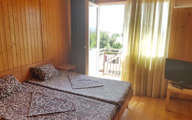 Paradiz Guest House