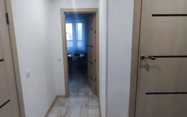 Квартира Уютная 1-комнатная в шаговой доступности от аэропорта