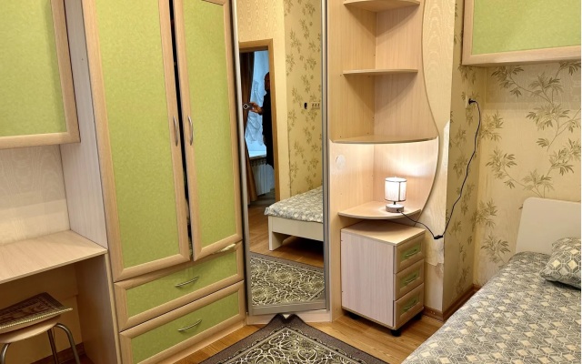Shikarnaya u Kremlya na Varvarskoy Flat