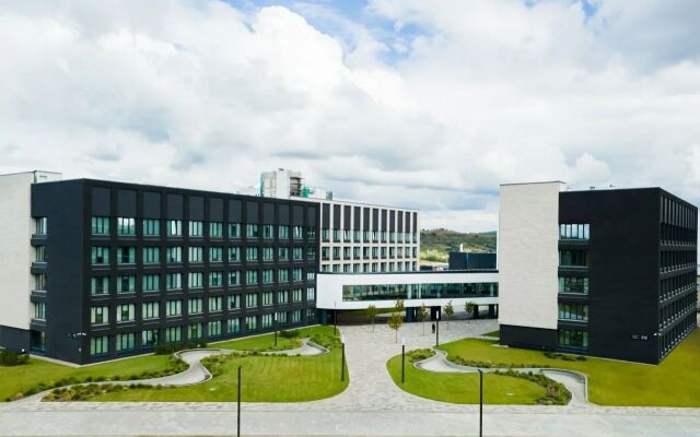 Na Sovetskoy Ulitse 165a Apartments