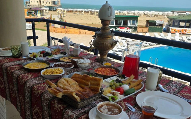 Golden Beach By Sham Baku Hotel