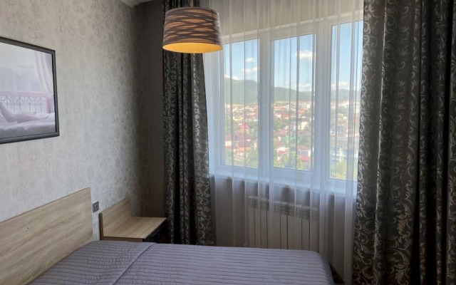 379 Na Kurzalnoy Apartments