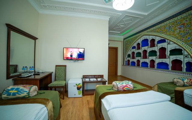 Rayhon Hotel