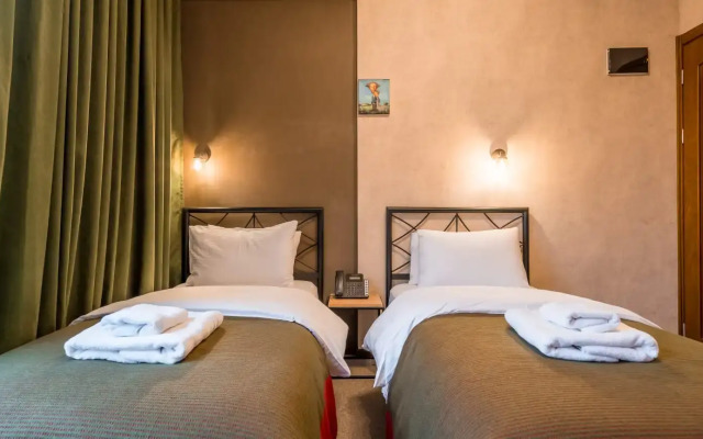 Hotel Green Inn Hotel