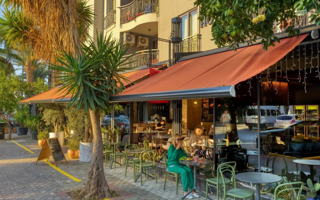 Aria Riva Apart Hotel