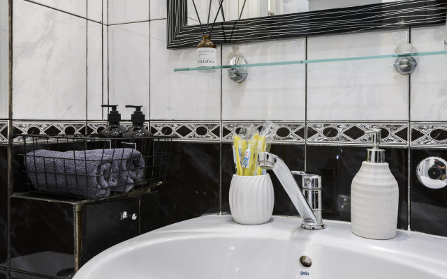 Квартира Лево-Булачная 50