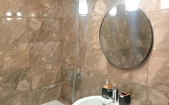 Flat na Ulitse Pavlyukhina 118