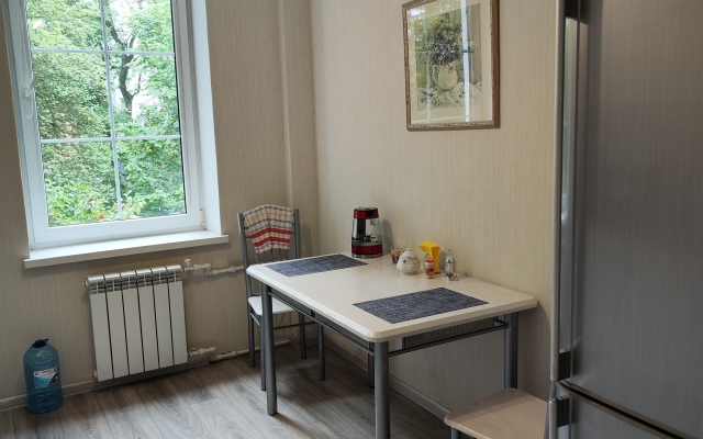 Odnokomnatnaya V Rayone Amalienau Flat