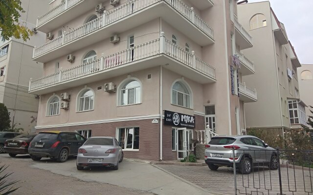 Aureliya Apartments