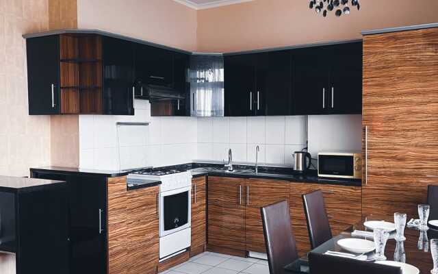 Na Prospekte Kunaeva 36 Blok B Apartments