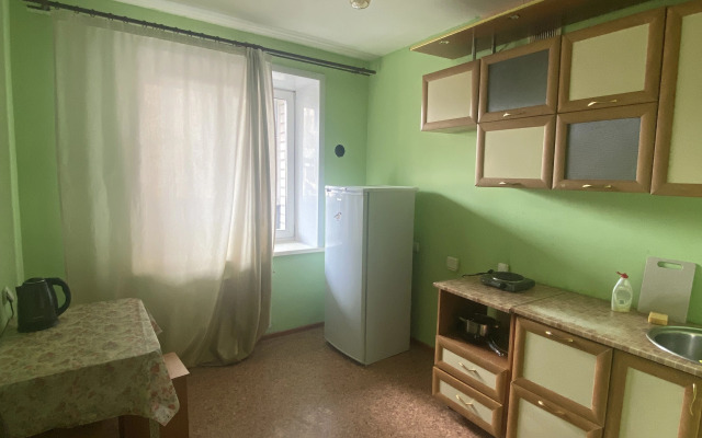 Na Proyezzhey Ulitse 25 Flat