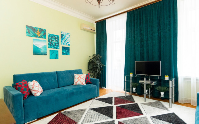 Dvukhkomnatnaya V Izlyublennom Turisticheckom Rayone Moskvy Flat