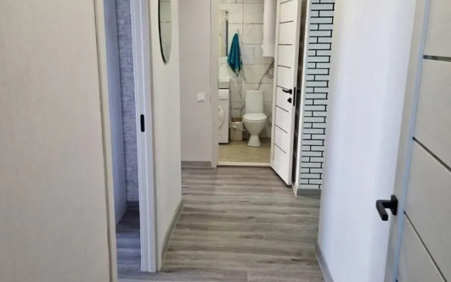 Na Industrialnoy 1A/95 Apartments