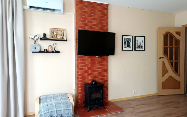 Апартаменты на Лакина 64