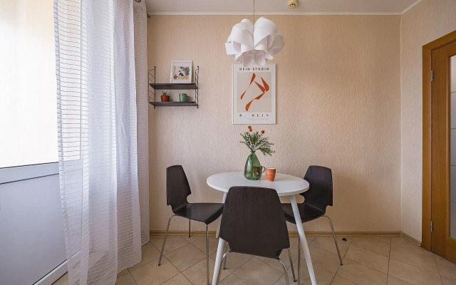 Na ul.Rodionova d.165 k.9 Sova-Dom Flat