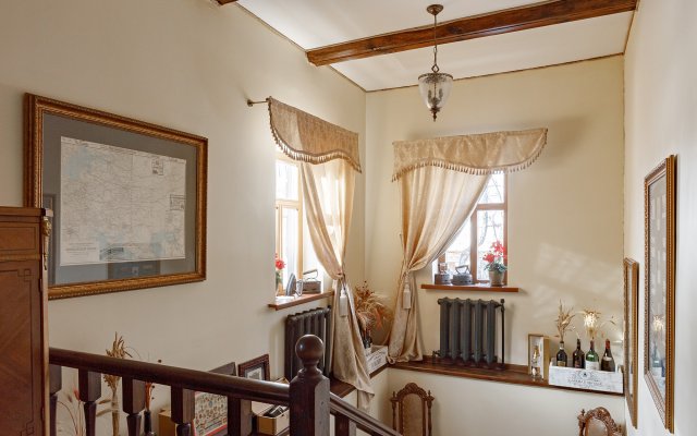 Отель Империал