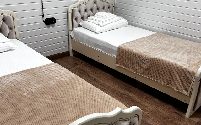 Dvukhetazhny 2/2 Guest house