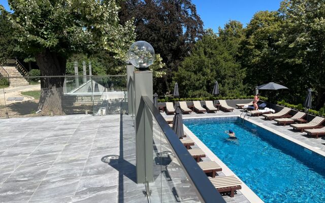 The Residence Mountain Resort Hotel