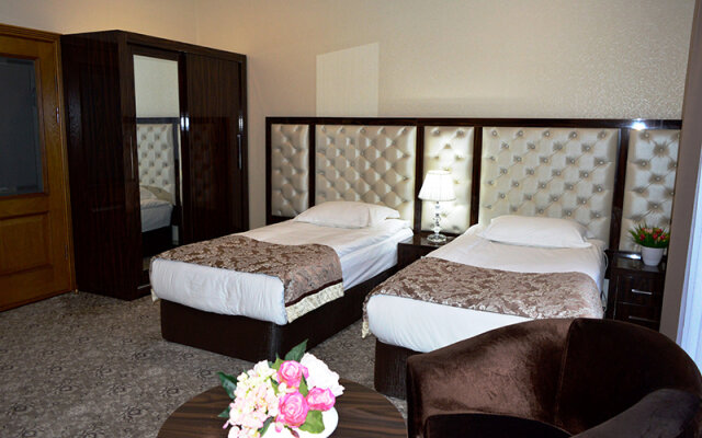 Plaza Bishkek Hotel