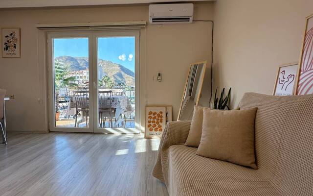 Bolshaya ryadom s Morem Flat