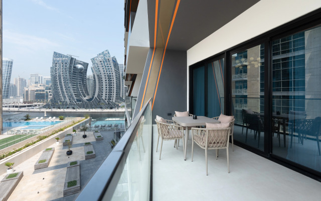 Apartment Keyrock Living - Binghatti Canal Luxury Stay