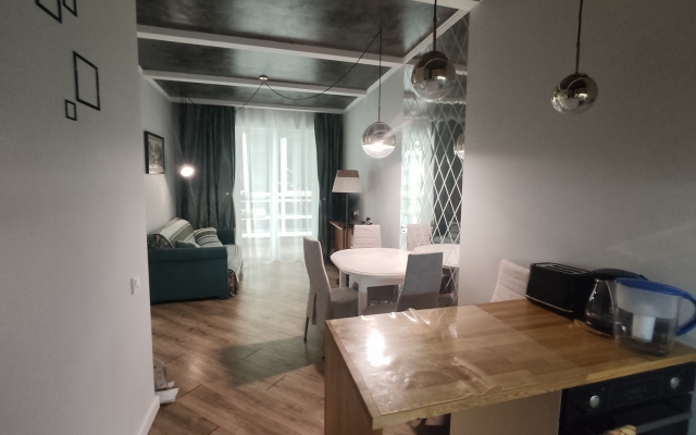 Sovremennaya U Zapadnogo Plyazha Flat