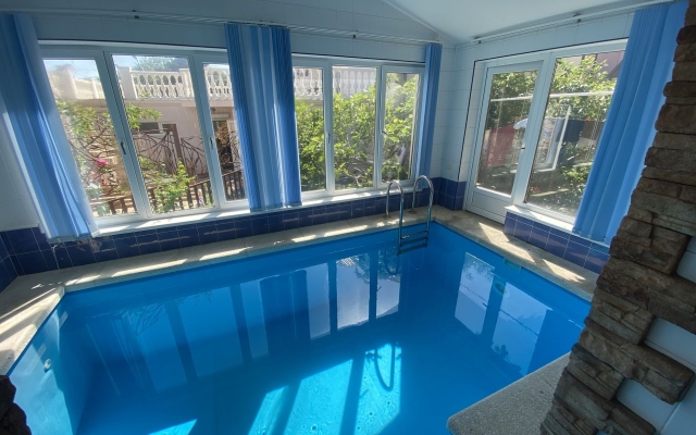 Частный дом 301 на Горького 63