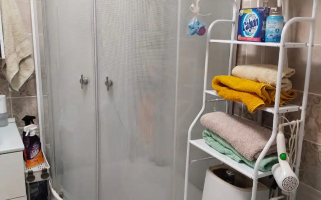 Частный дом у реки