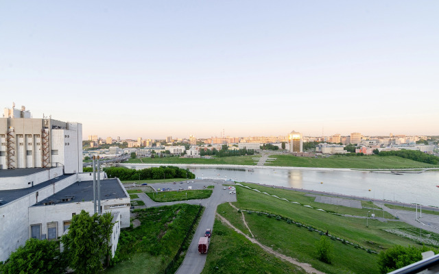 2 Komnatnaya Na Tsentralnoy Naberezhnoy Zaliva Apartment