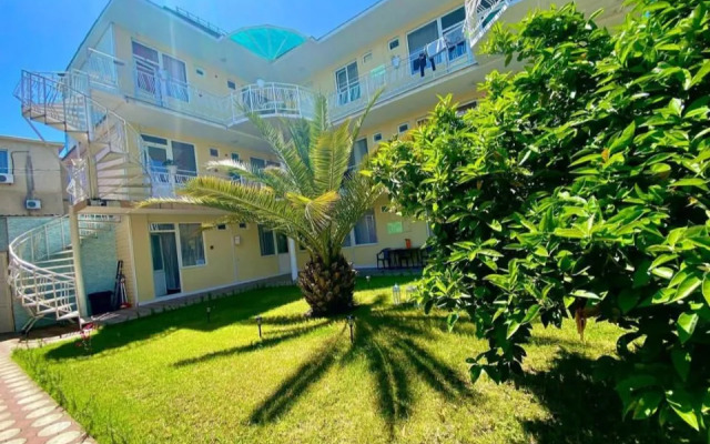 Madlen Hotel