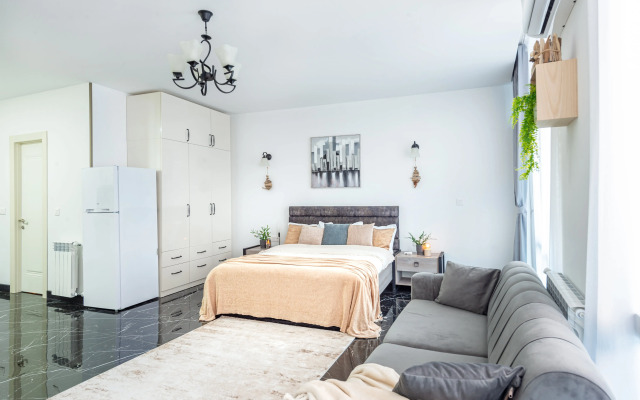 Azure Corner Retreat Apartments