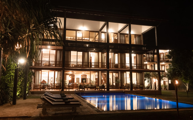 South Point Ocean 8 bedroom beach front Villa
