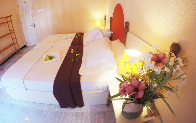 Wavoe Inn Guest House