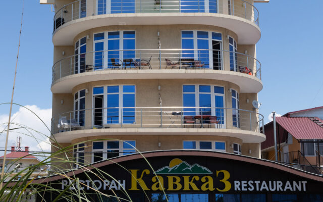 Hotel Kavkaz Sunline