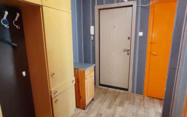Three-room apartment in the Center