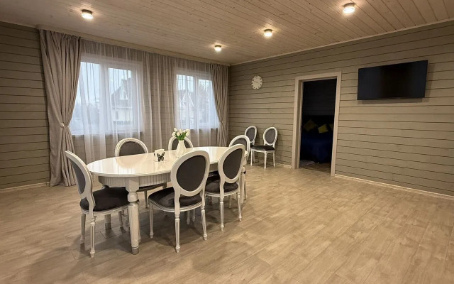 Частный дом уютный в ceле Кибoл