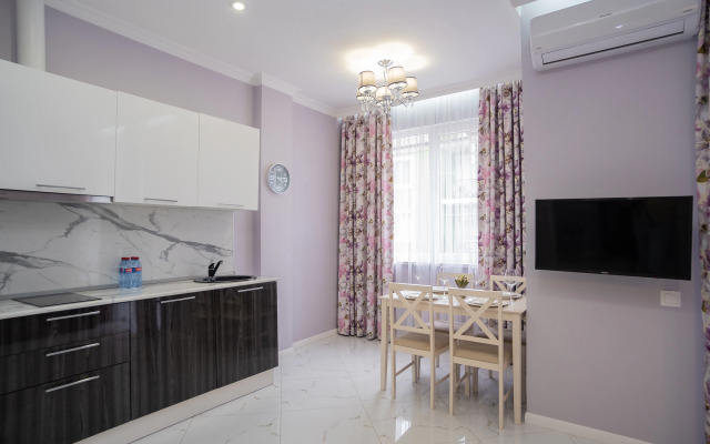 Red Apartments Art Layt Siti Molison Apartments