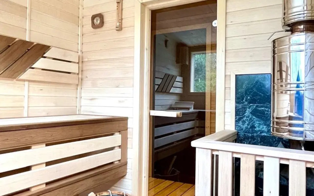 Mini Dom Banya Injir Bath Guest House
