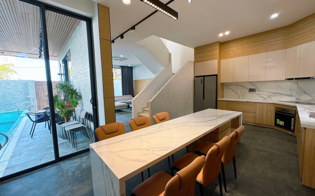 Libra 5 bedroom Largepool Villa – Guest Rooms – Da Nang