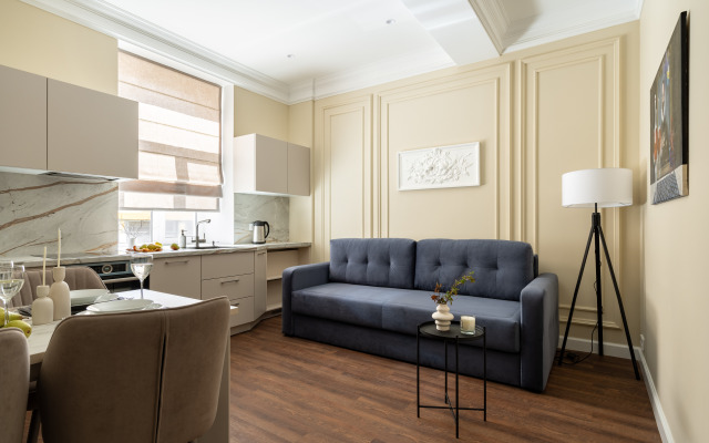 Апартаменты LetYourFlat King