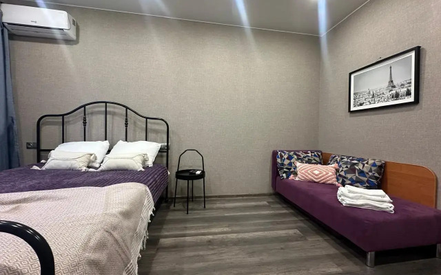 Lyuks U Stantsii Perlovskaya Flat