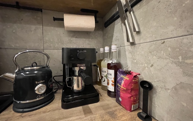 Квартира видовая дизайнерская 2х-комнатная в стиле Лофт