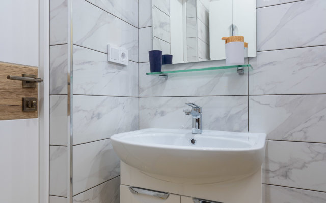 Svetlye Ot LetoApart Apartments