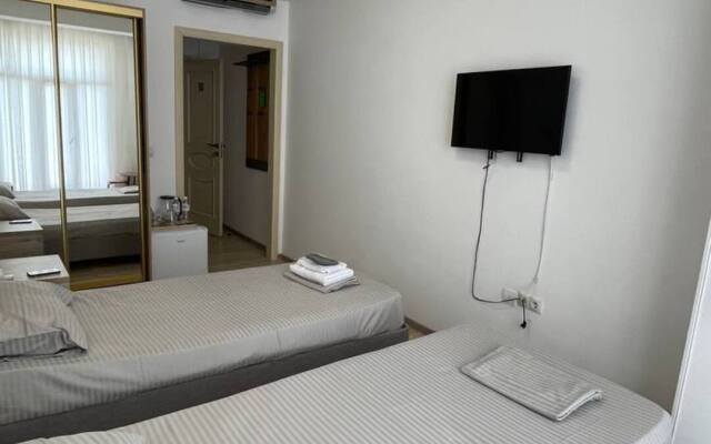 Hotel Asiya Hotel